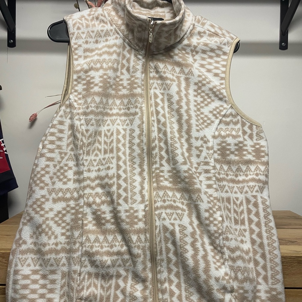 French Laundry Geometric Patterned Fleece Vest